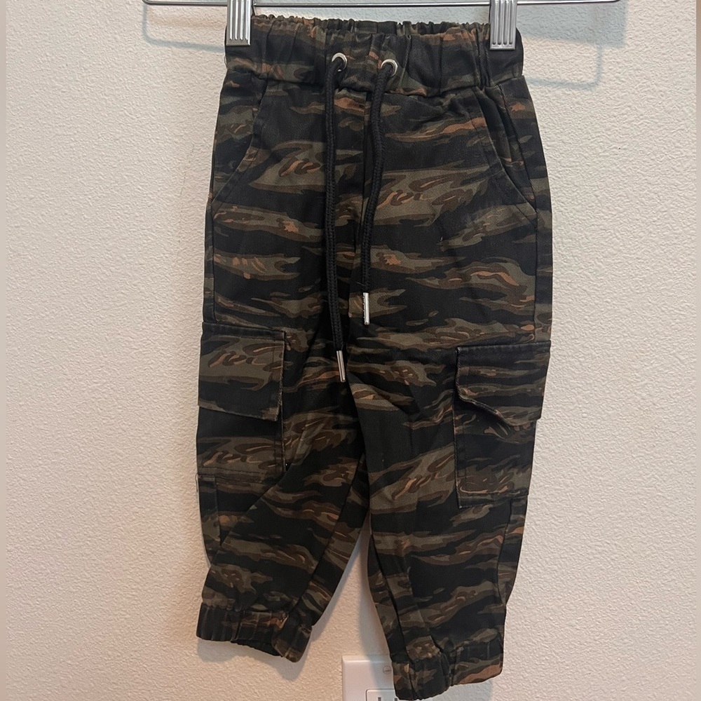 Brooklyn Lighthouse Green Point Tiger Camo Cargo Joggers size 12 months​​